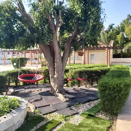 1bd In Palm M1 With Pool Limassol